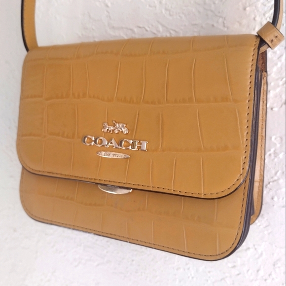 Coach C5627 Croco Embossed Mini Brynn Flax Leather Crossbody Bag - Picture 3 of 12